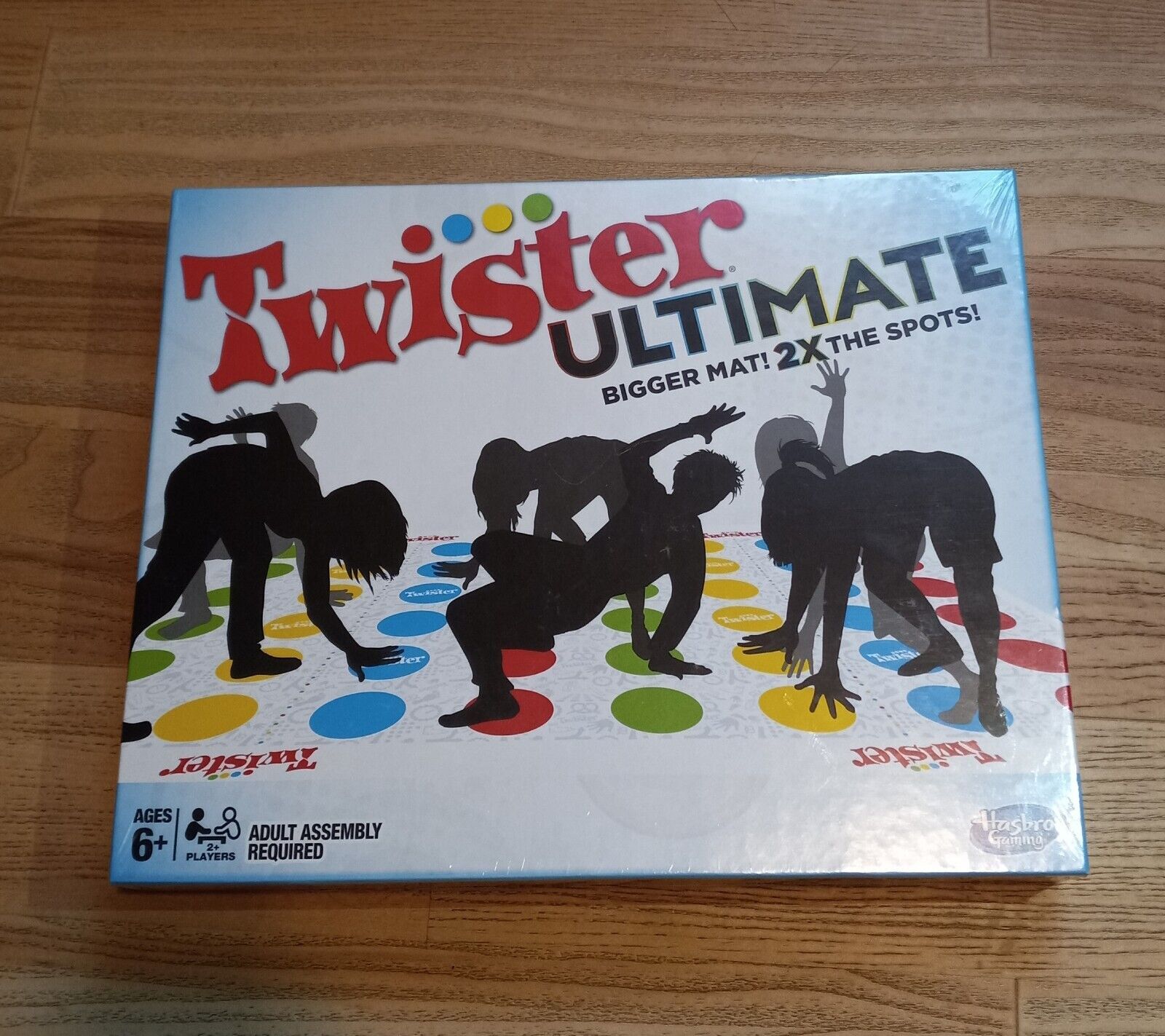 Hasbro Gaming Twister Ultimate: Bigger Mat, More Colored Spots, Family,  Kids Party Game Age 6+; Compatible with Alexa ( Exclusive)