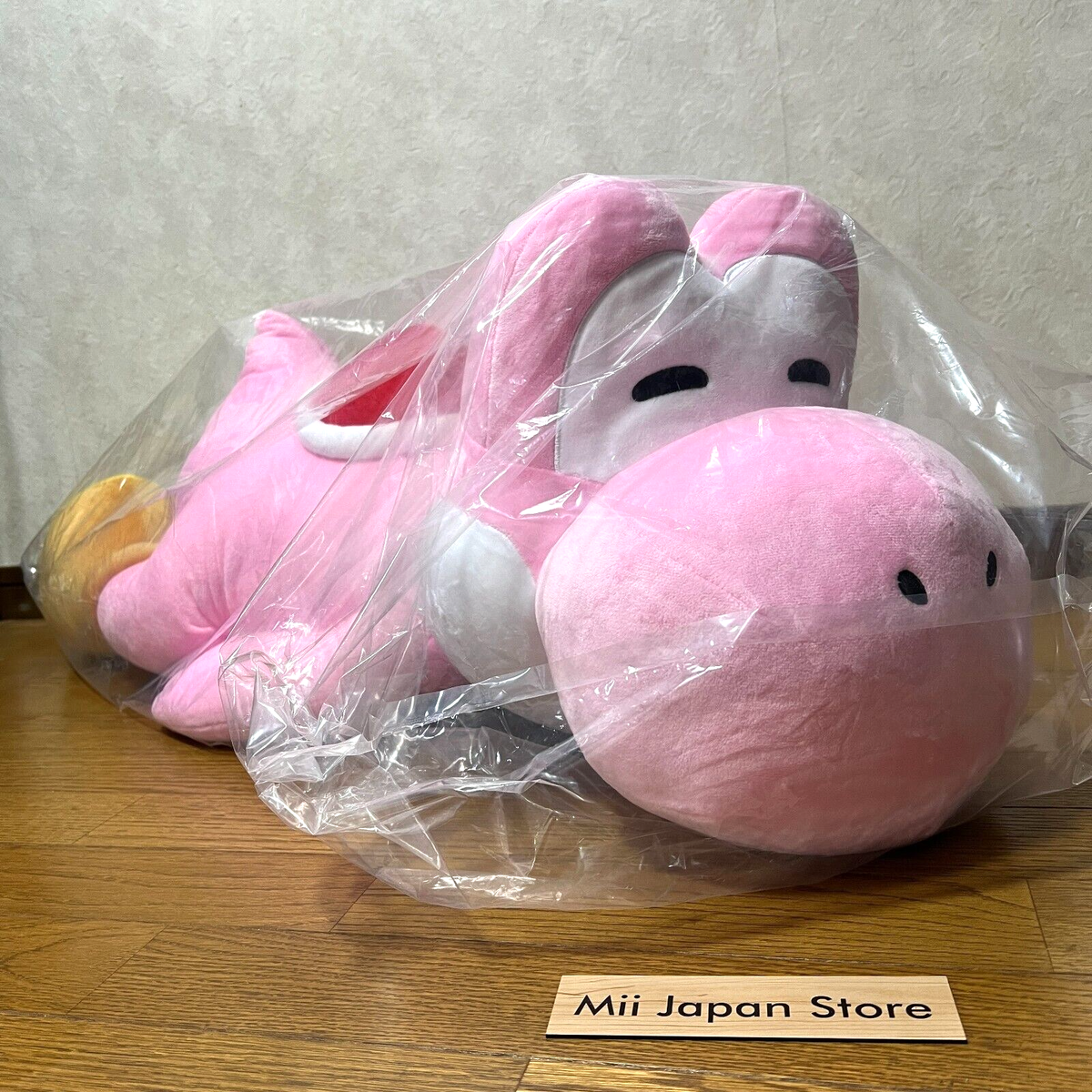 USJ Super Nintendo World Yoshi Plush Cushion 37inch Pink Universal