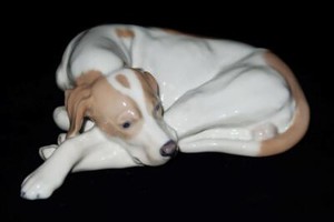 Royal Copenhagen Porcelain Pointer (Head Down) Lauritz Jensen Dog Figurine 1634