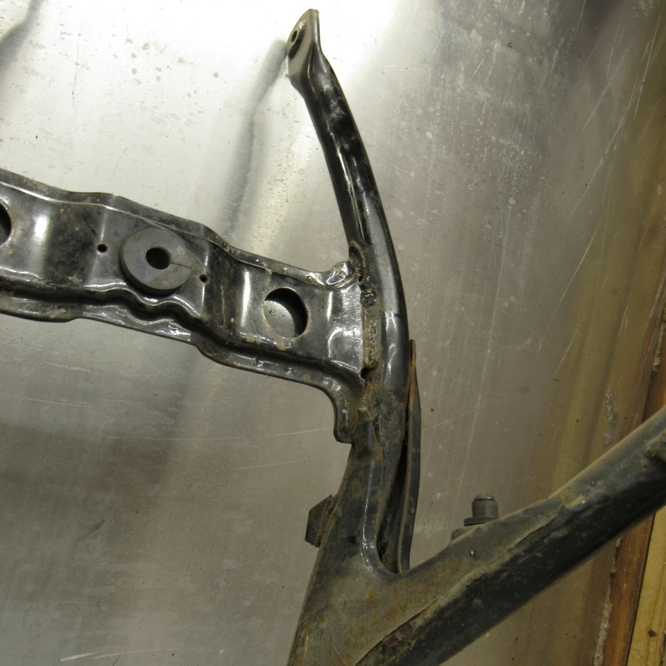 Yamaha Venture XVZ1200 XVZ 1200 1983 submarco trasero soporte montaje trasero XVZ1200 Foto 3 de 4