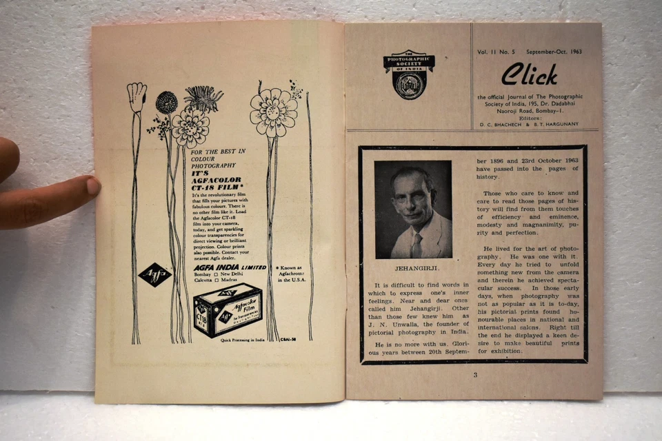 Vintage Clic Main Livre Revue pour Photographie Information Kodak Agfa 1963 Cir - Photo 3/4