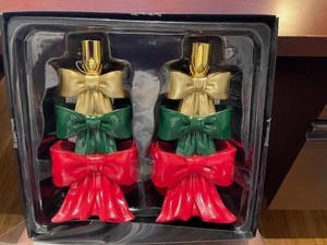 Tahari Home Christmas Bow Candle Stick Holder Holiday Red Green Gold New 7.5''