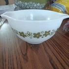 Pyrex Spring Blossom Crazy Daisy #441 Bowl Vintage 1-1/2 Pint