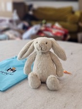 Jellycat Wheat Flufflet Bunny AUTHENTIC w/ Dust Bag NWT IN HAND 7"