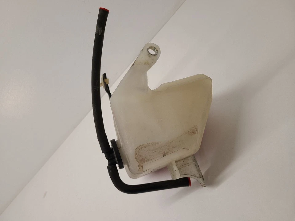 2009 2010 PONTIAC VIBE Coolant Reservoir 19204404 09-10 - Imagem 3 de 4