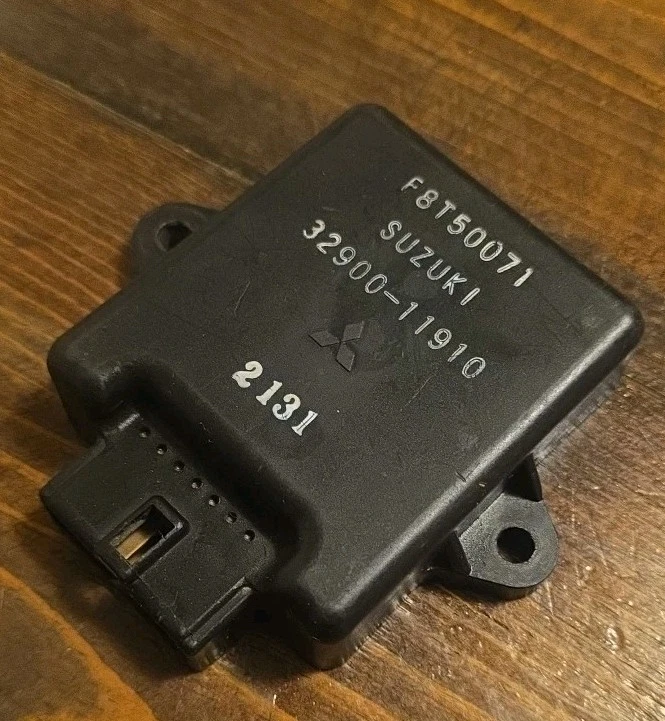 1982-1983 1985 SUZUKI GS300L GS 300 L GS300 LZ OEM CDI ENCENDEDOR, ECM Foto 3 de 4