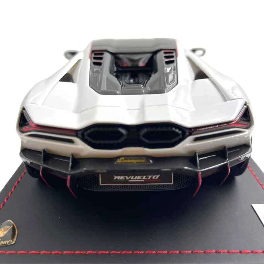 Modellino Auto MR Models 1/18 Lamborghini Revuelto Bianco Siderale with Red A... - Immagine 4 di 4