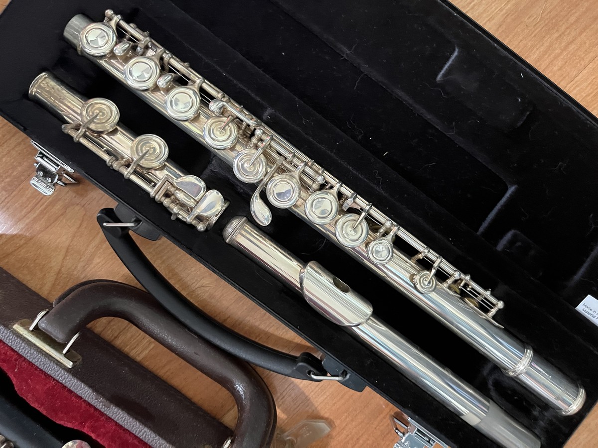 Yamaha YFL-221 Student/Beginner Flute - Silver 86792865485| eBay