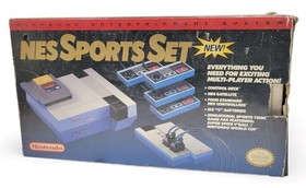 NINTENDO ENTERTAINMENT SYSTEM NES-001 CLASSIC 1985 VIDEO GAME CONSOLE BUNDLE