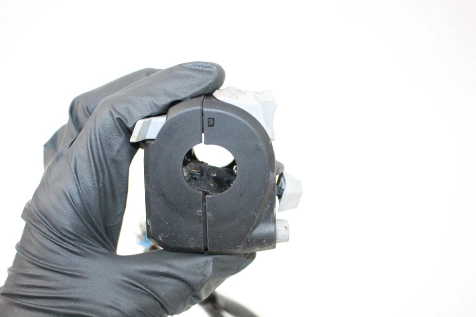 Ducati Monster 1200s 2018 18 interruptor izquierdo alto bajo Foto 3 de 4