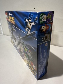 LEGO 6863 DC Super Heroes: Batwing Battle Over Gotham City
