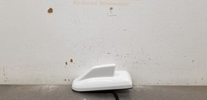 20 GMC SIERRA 1500 ROOF MOUNTED SHARK FIN ANTENNA WHITE 84469911