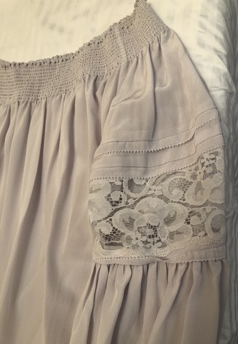 Blusa media Olivia Palermo Chelsea28 seta lilla viola spalle scoperte - Foto 9 di 10