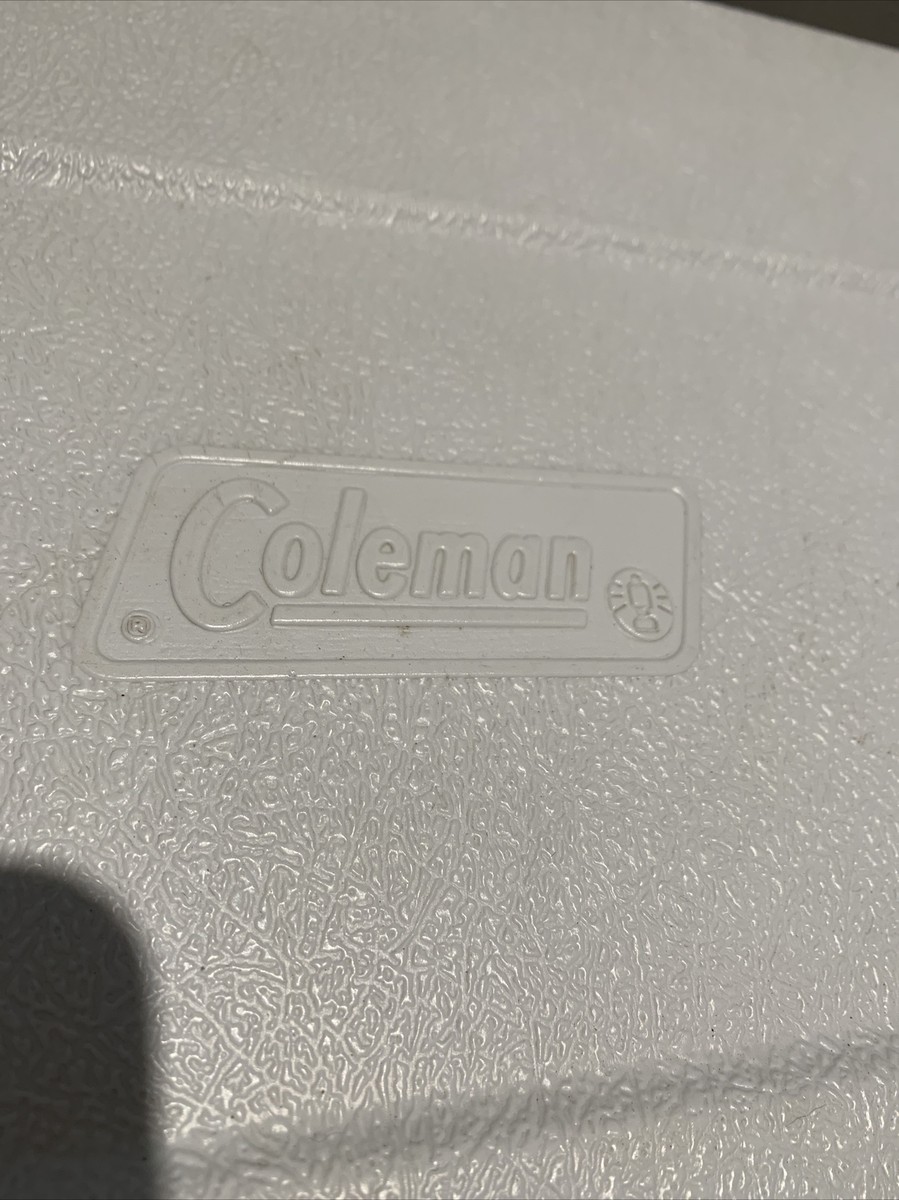 Vintage Coleman Extreme White Cooler ice chest Box #5235 Hinge Top