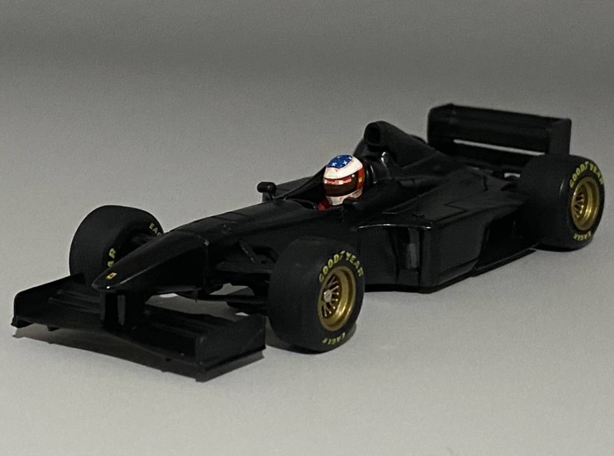Ferrari F300 1/43 スケールモデルキット Ferrari F300 1/43 スケールモデルキット Ferrari F300 1/43
