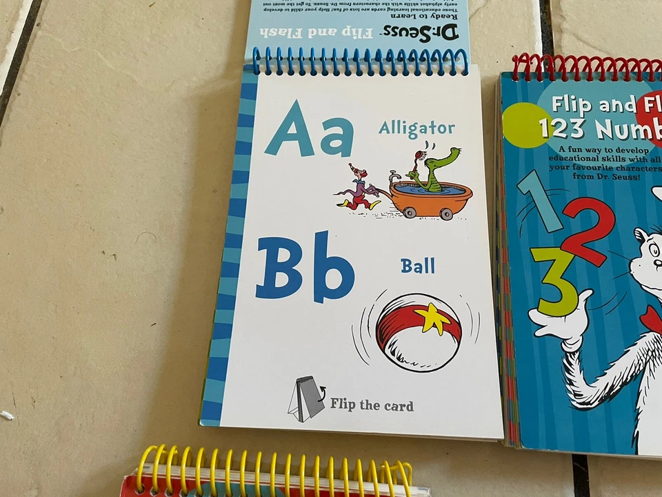 Dr Seuss Flip & Flash Card Book X3 ABC Alphabet 123 Numbers & Colours wipe clean - Image 4 of 4