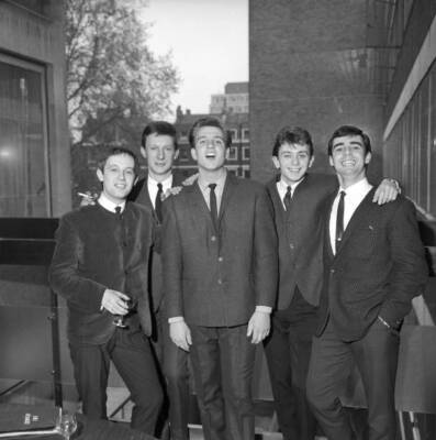 Billy J Kramer And The Dakotas Ray Jones Robin Macdonald Etc Old Music Photo