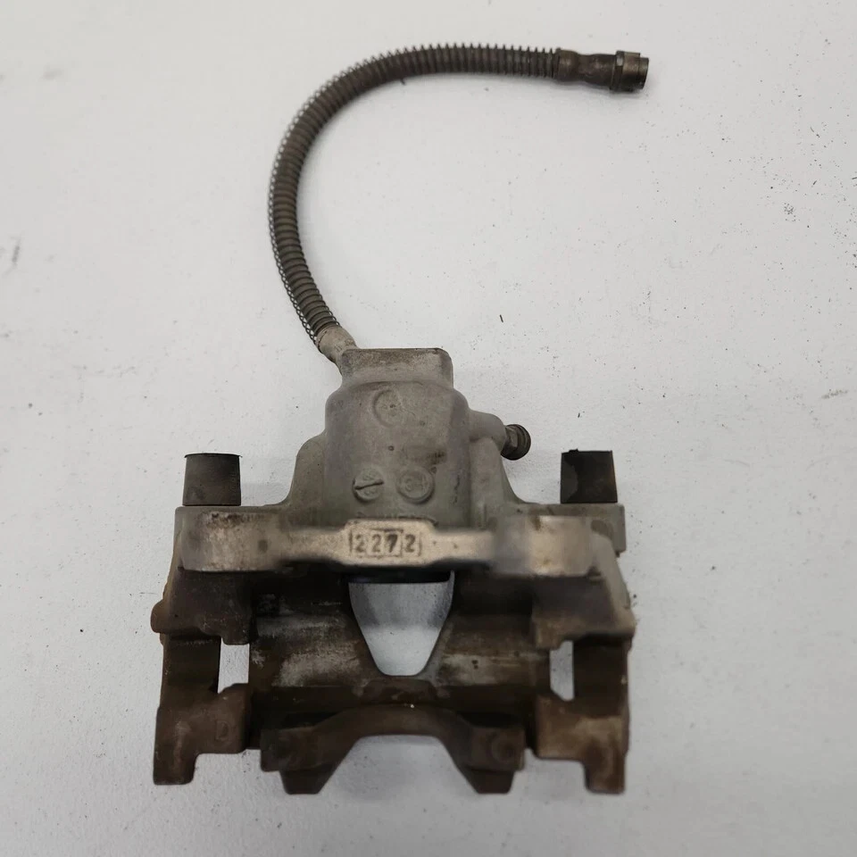 12-14 Mercedes Benz C250 Driver Left Rear Disc Brake Caliper OEM A2044231781 - Image 3 of 4