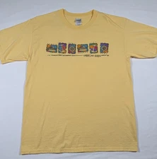American Queen Graphic T-Shirt Yellow Gildan Ultra Cotton Unisex L