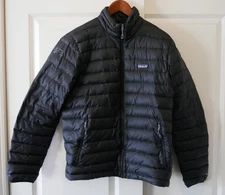PATAGONIA (BLACK) (Men MEDIUM) DOWN SWEATER PUFFER JACKET **FLAW**