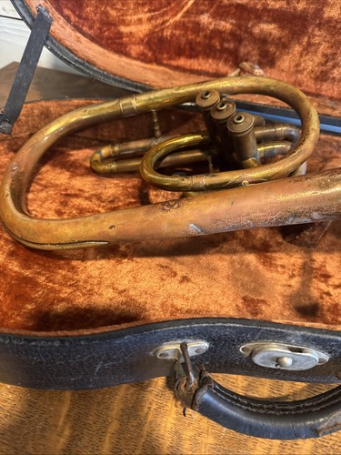King Baritone Horn Brass 3 Valve Serial # 271089 Manufactured by H.N White King