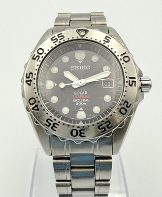 SEIKO Solar Titanium Scuba Air Diver's 200m V145-0AH0 Black Dial