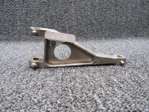 5041114-1 Cessna 320E Main Gear Torque Link Upper or Lower LH (Different Zerk)