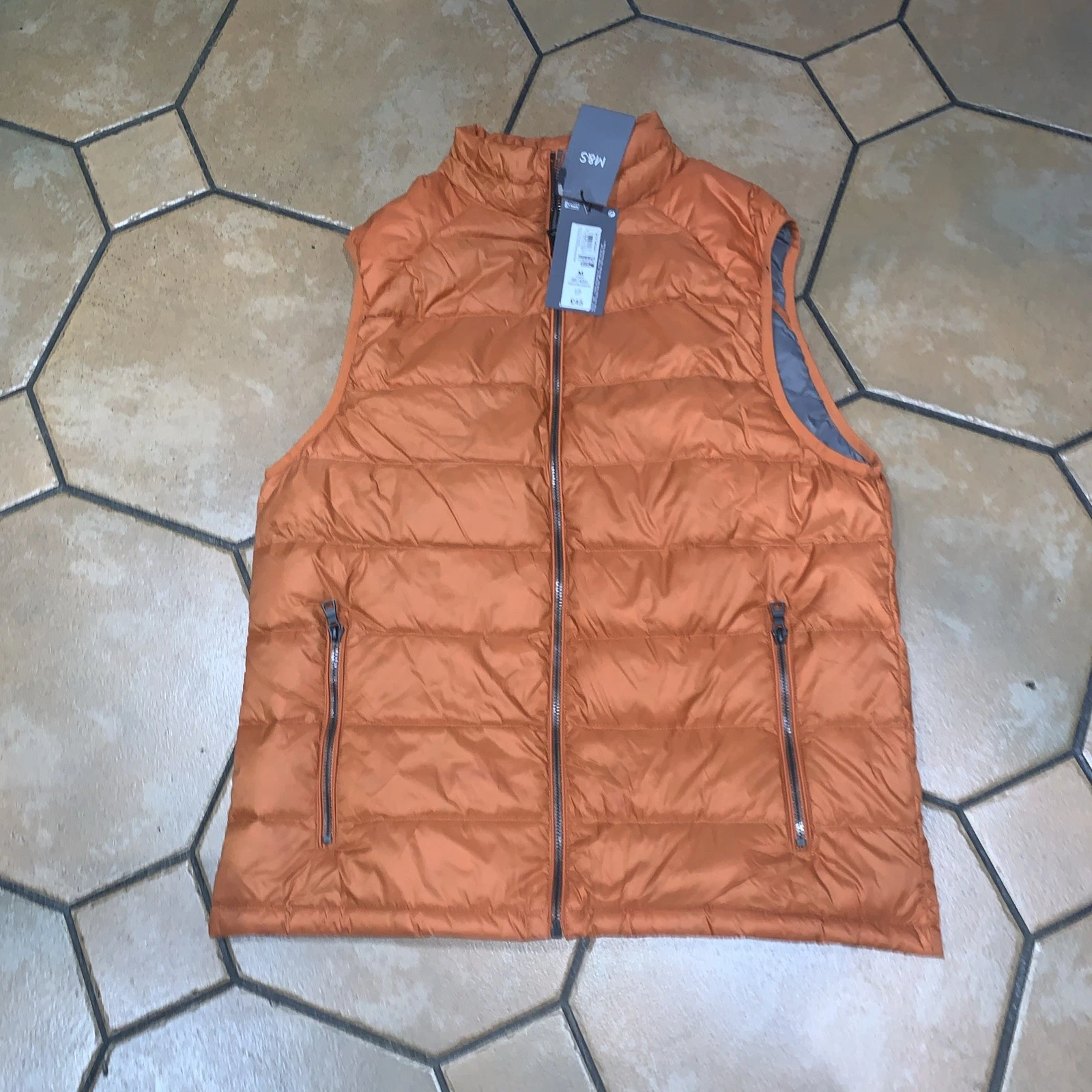 Marks & Spencers Mens Quilted Gilet Waistcoat Size M Down Rust Travel New
Opens in a new window or t