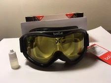 SKI GOGGLES COMPLETE W/ ANTI FOG TREATED PRESCRIPTION LENSES AND DEFOGGER