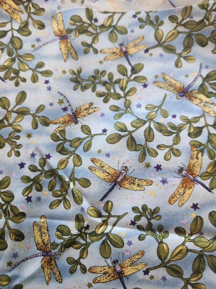 Hoffman Intn'l  Cotton Quilting Fabric, 1.25 Yd x 44", Fantasies, Dragonfly - Image 3 of 4