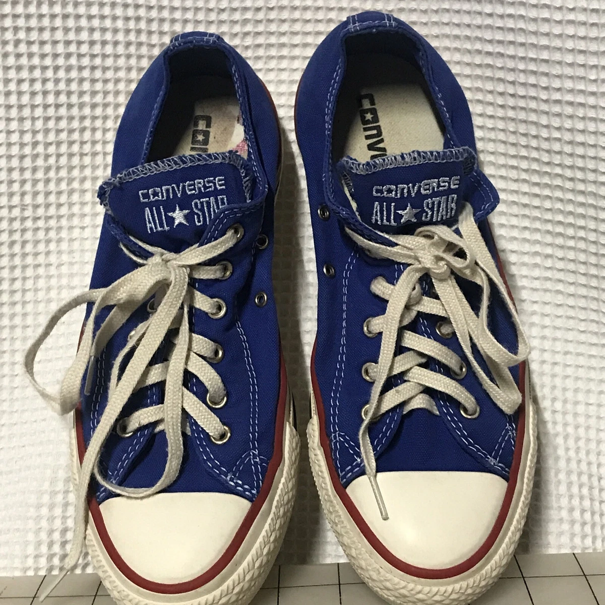 Red blue hot sale converse