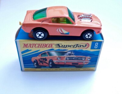 MATCHBOX SF Wild Cat Dragster Mustang Nr 8 mit Box Orange Sailboat Aufkleber!