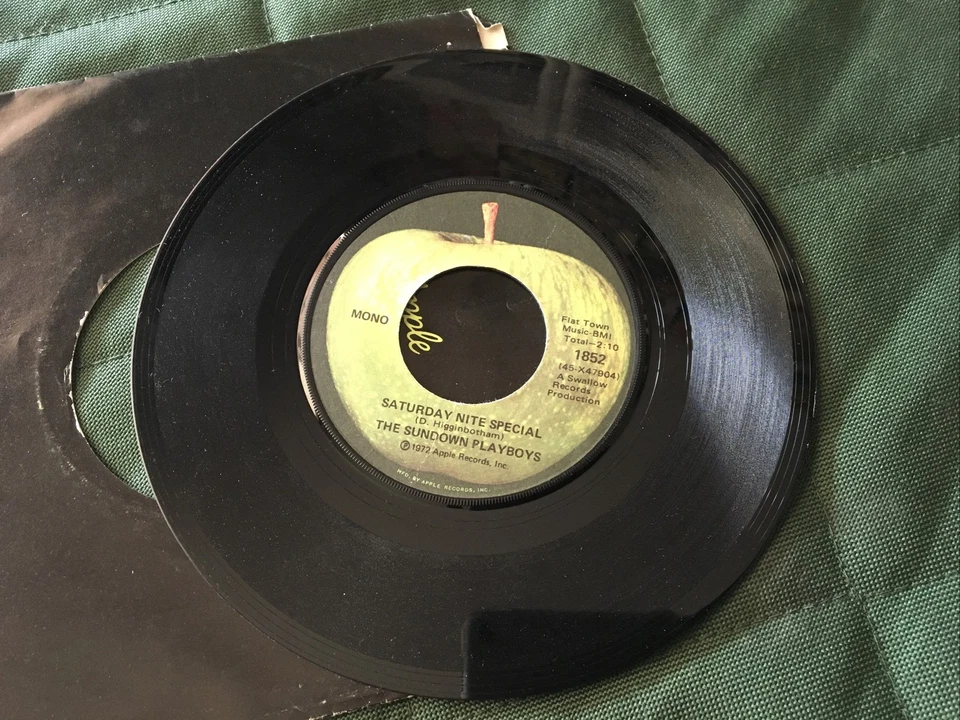 1972 The Sundown Playboys Apple 45 & Sleeve “Saturday Nite Special” - Image 3 of 3