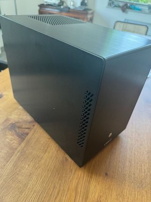 ASRock NAS Mini ITX System AMD A10 8GB Ubuntu 120GB SSD