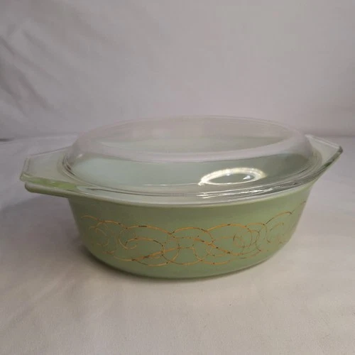 Vintage PYREX 1.5 QT Sage Green Golden Scroll Oval Casserole Dish & Lid 043