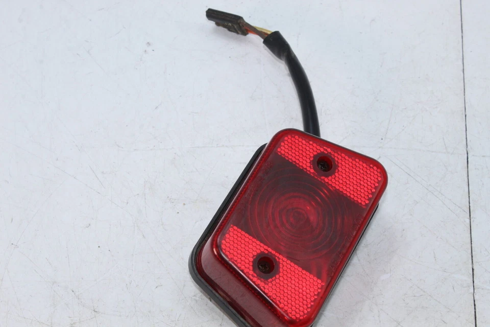 Luz trasera Polaris Sportsman 500 1999 4x4 luz de freno trasera 2432034 Foto 2 de 4