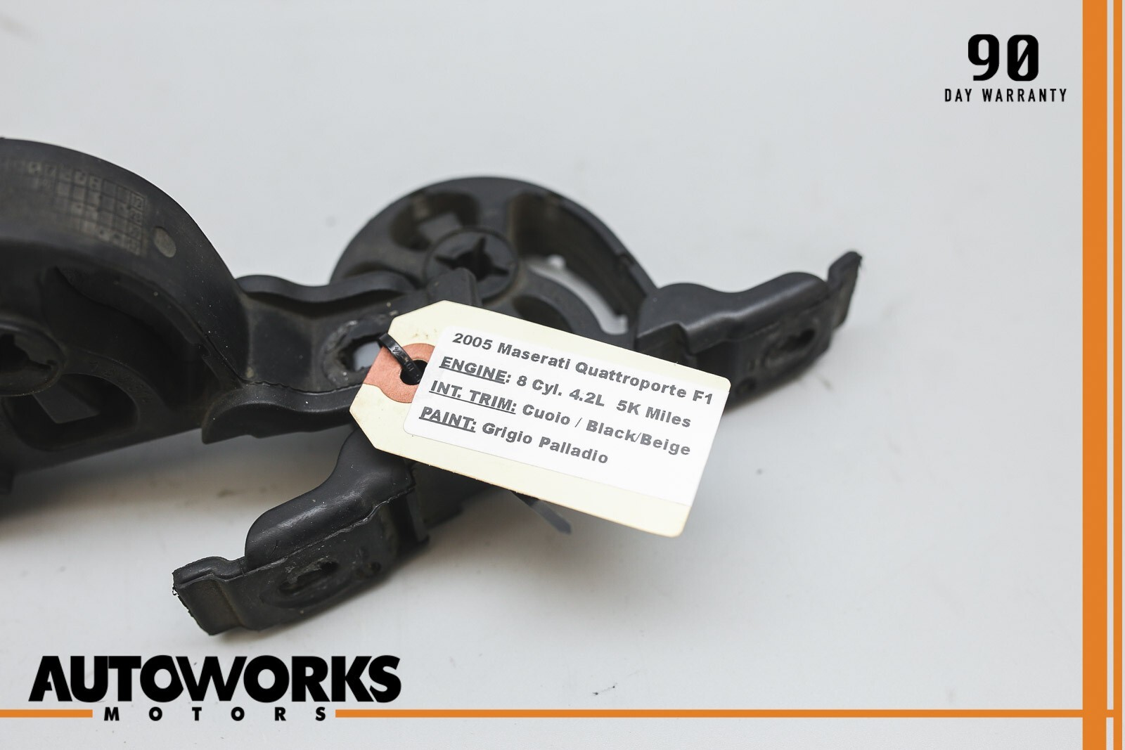 05-08 Maserati Quattroporte M139 Exhaust Hanger Rubber Mount Bracket Set OEM