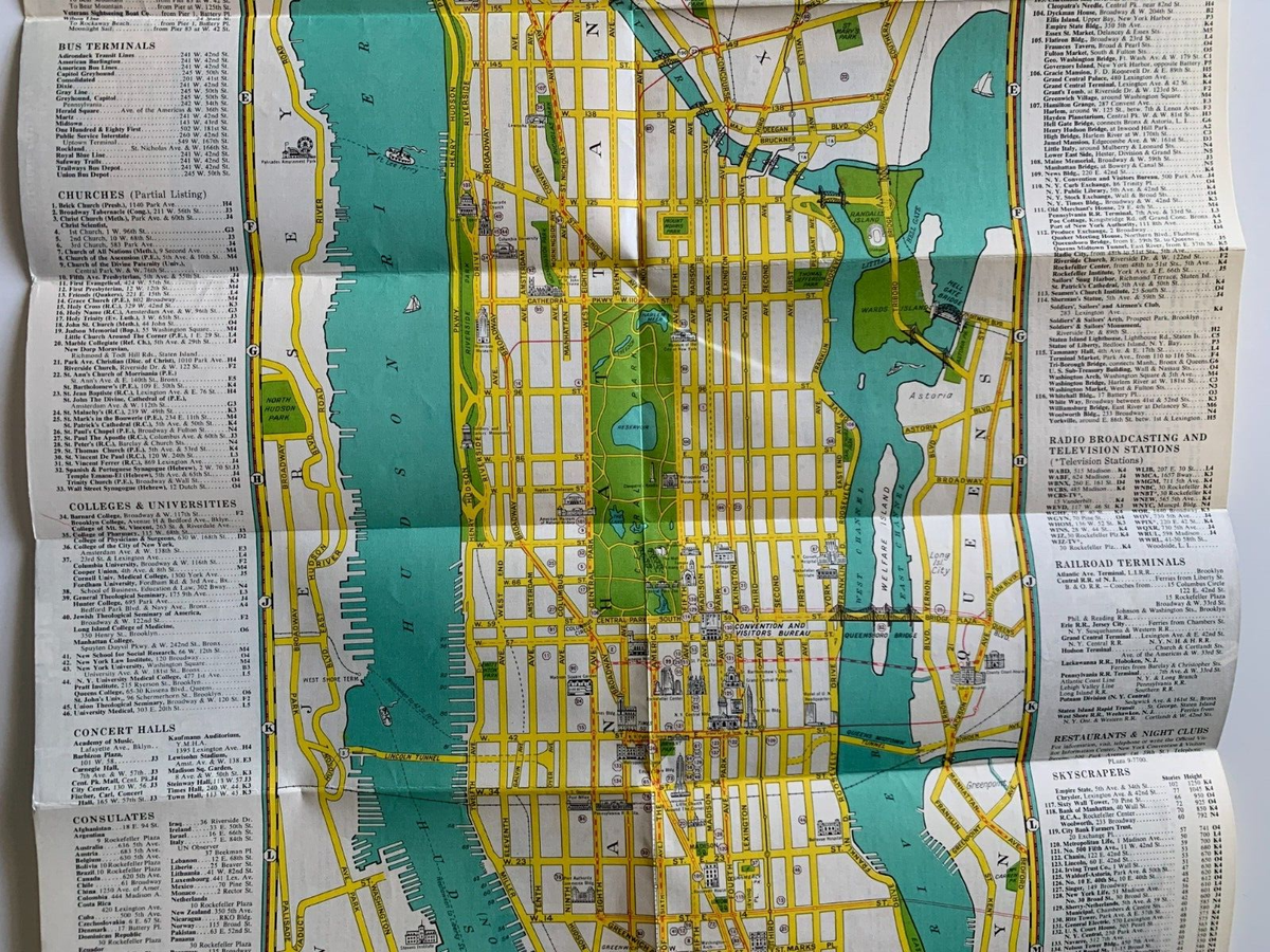 Yellow Book Manhattan 2001-2002 電話帳　NYC New York City Yellow Pages covers 1980-81 and 1981-82 by