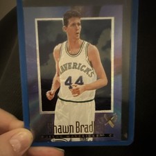 SkyBox 1996-97 E-X2000 Shawn Bradley #14 Dallas Mavericks Basketball Card