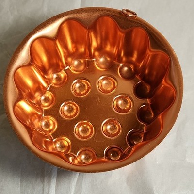 Copper Metal Round Jello Mold with Dotted Pattern, 6 Inch Food & Drink Theme