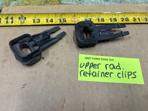 07-10 FORD EDGE Upper Radiator Clips Retainers Set Of 2 - Bild 3 von 12
