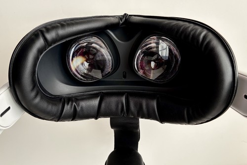 Meta Quest 2 128GB VR Headset with/Kiwi Battery Strap & New Face Pad Tested - Bild 8 von 20