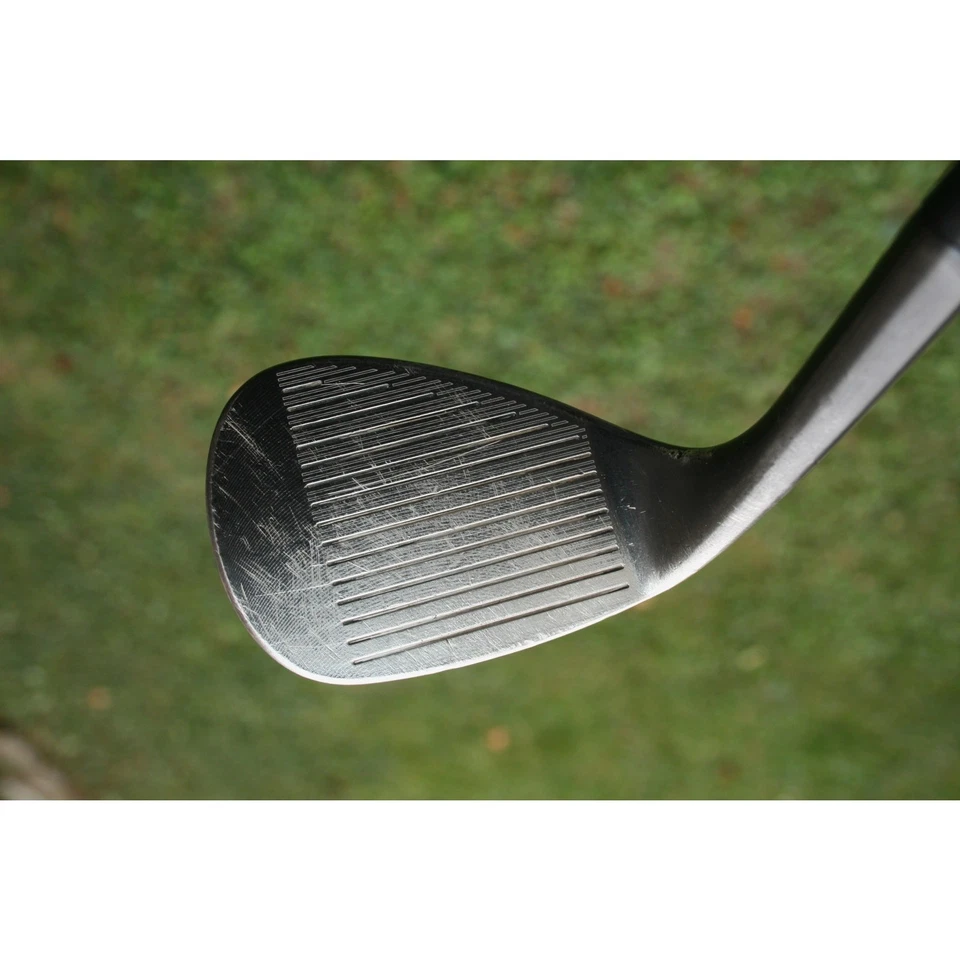 Cleveland RTX Zip Grooves 50& / 12 Lob Wedge RH Steel Shaft Wedge-Flex - Image 2 of 4