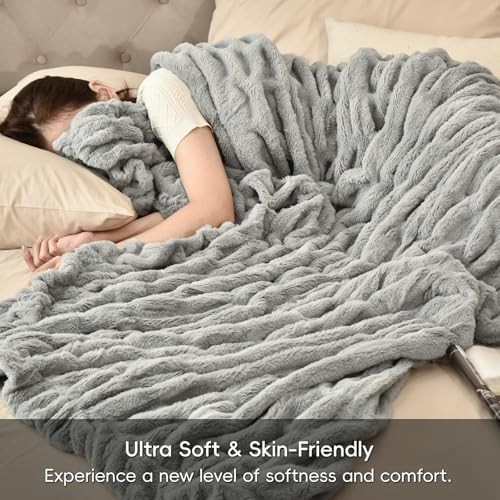 Fluffy Ruched Faux Fur Throw Blanket for Couch,Cozy Plush Soft Luxury Warm - Picture 4 of 6