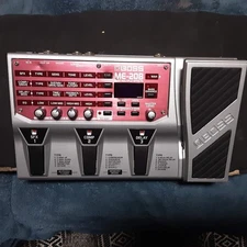 BOSS ME-20B  Digital Multi-Effects Processor. 30+ Effects. 30 Stored Presets.  