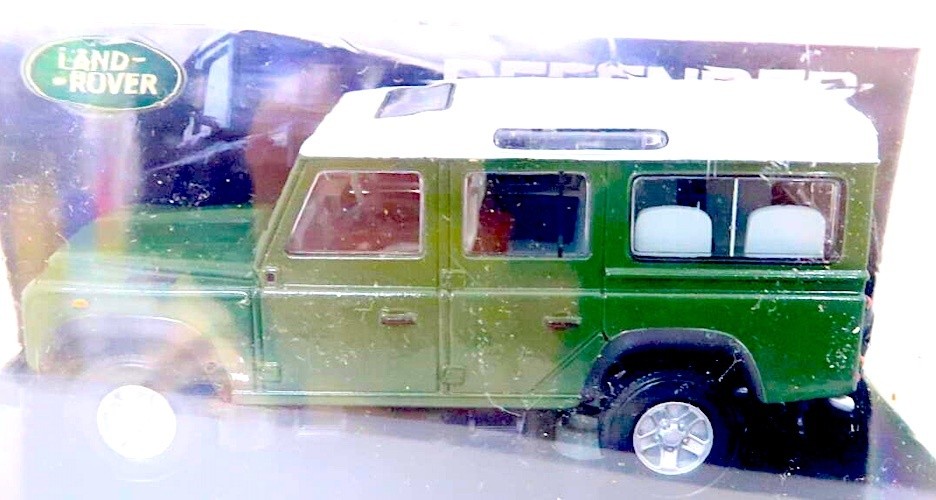 Corgi Land Rover Defender ミニカー 1:43 Package Corgi 1/43 Land Rover Defender 110 Green Range | eBay
