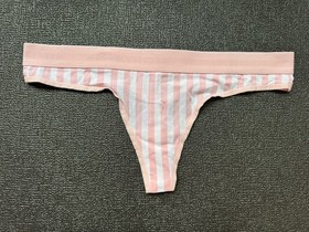 Lot 5 Victoria&rsquo;s Secret sz M Logo Cotton Thong String Panty Bundle Pack Floral