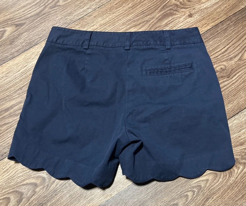 Pantalones cortos para mujer J.McLaughlin azul marino dobladillo festoneado mezcla de algodón talla 0 Foto 2 de 4