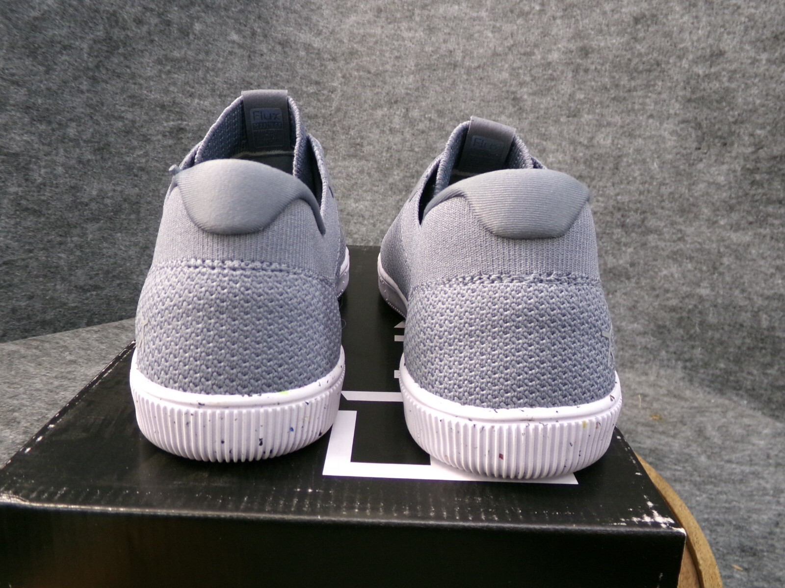 SAOLA Scarpe da uomo Flux Adapt Trainer grigio cemento a piedi nudi atletiche in maglia taglia 8 5