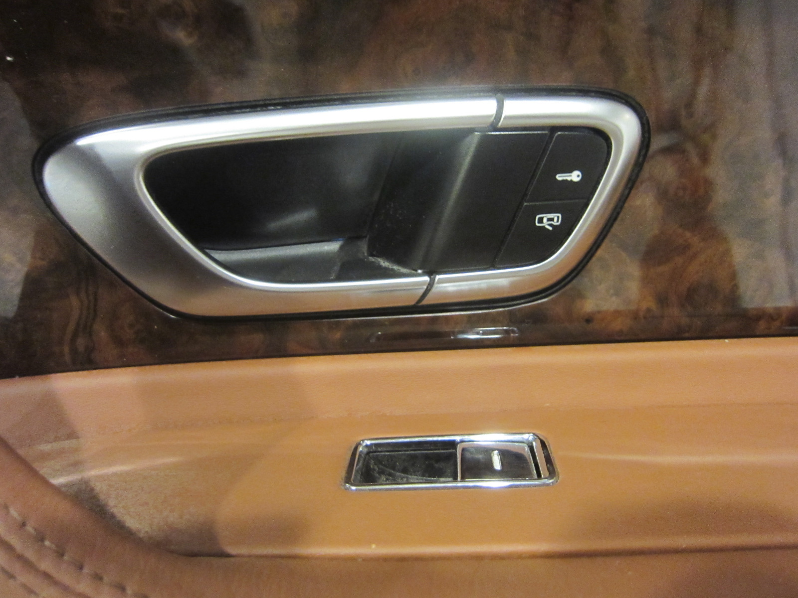 Bentley Continental GT. RH Front Door Interior Panel/ Brown/Saddel